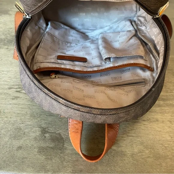 Michael Kors Dark Brown Monogram large Backpack - Picture 12 of 16